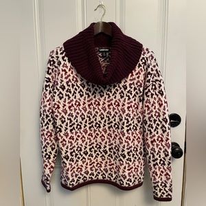 Cozy Land’s End Leopard Print Cowl Neck Sweater - size small